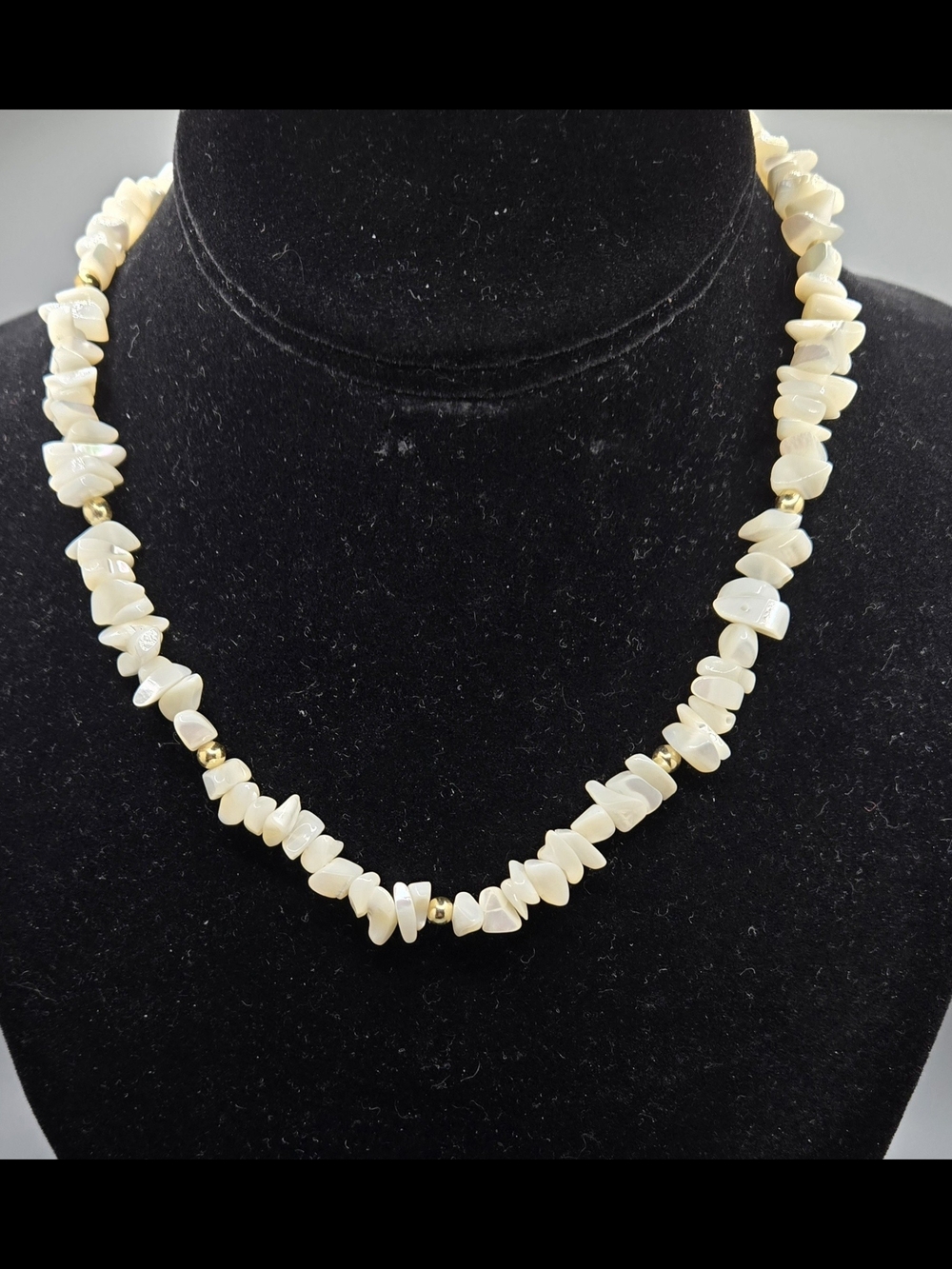 Mother of Pearl Chip Necklace w/ Gold Tone Spacer Beads Barrel Clasp